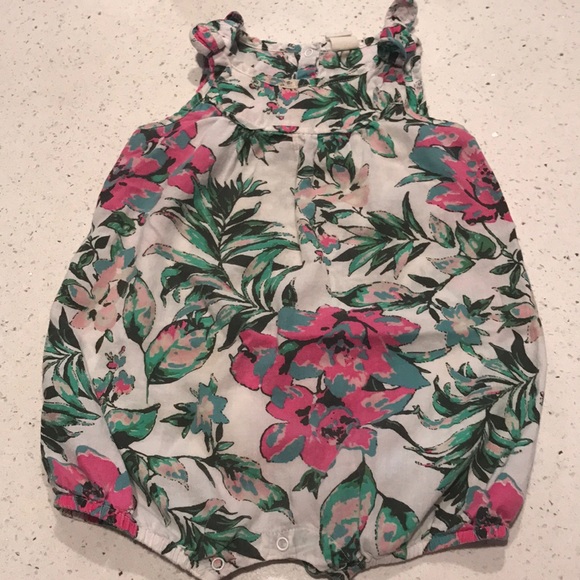 Tucker and Tate Romper - Picture 1 of 3